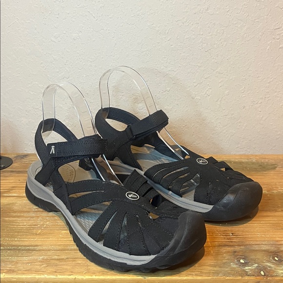 NWOB Keen Rose Sandals Black Gray Size 9 - Picture 1 of 8